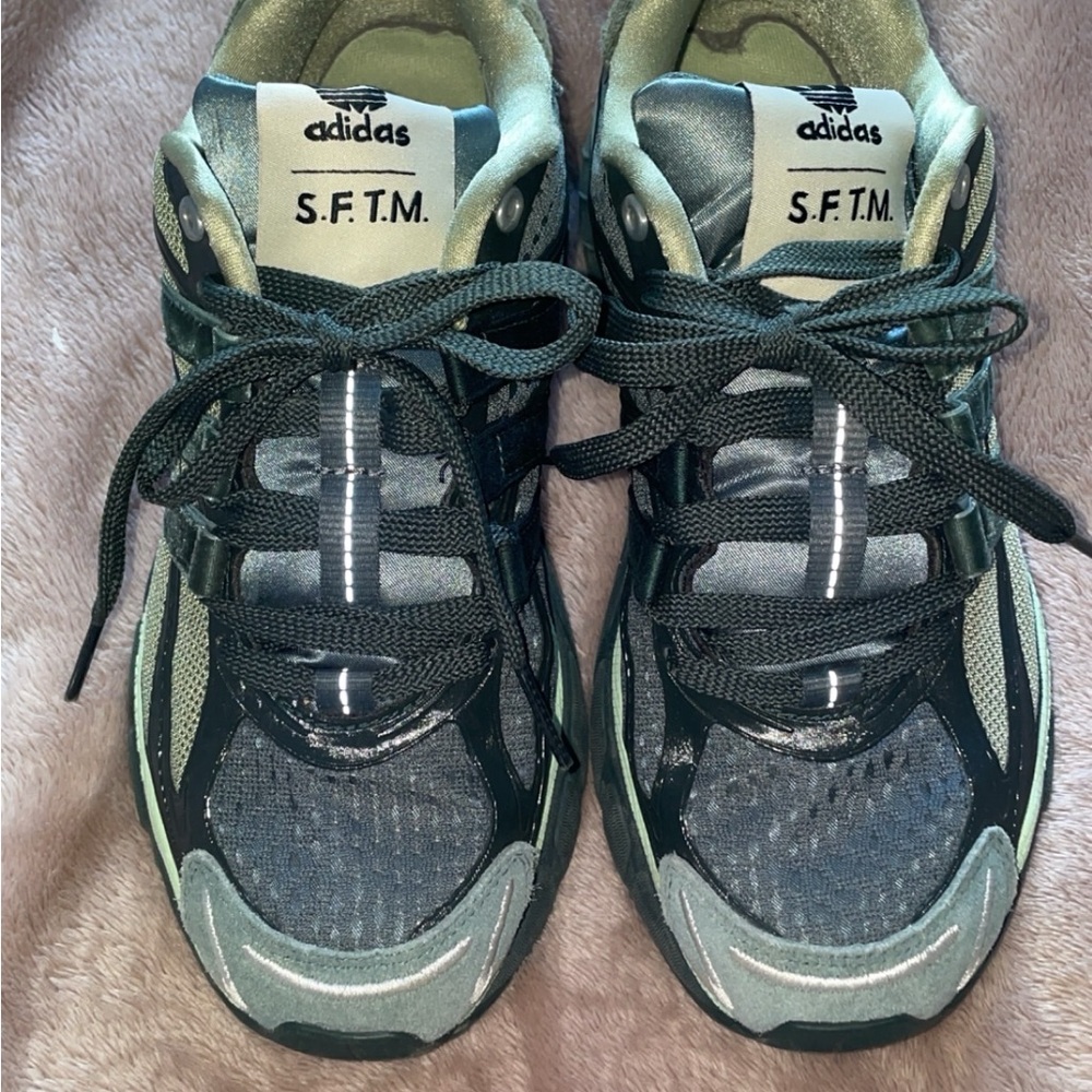 Adidas S.F.T.M. Sneakers in Green